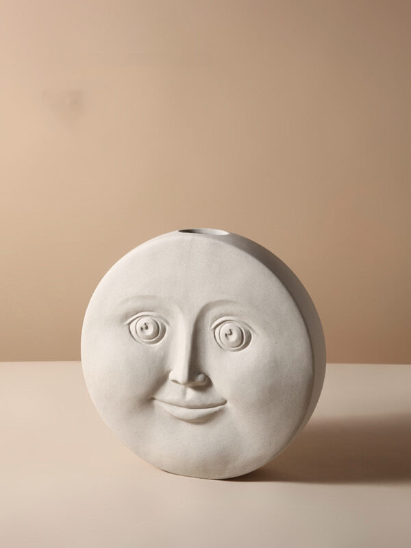 Vase scandinave visage sculpté - Enu